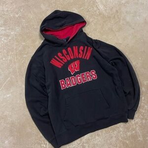 Wisconsin Badgers Hoodie Men’s Medium Black Red Hood Lined Campus Heritage